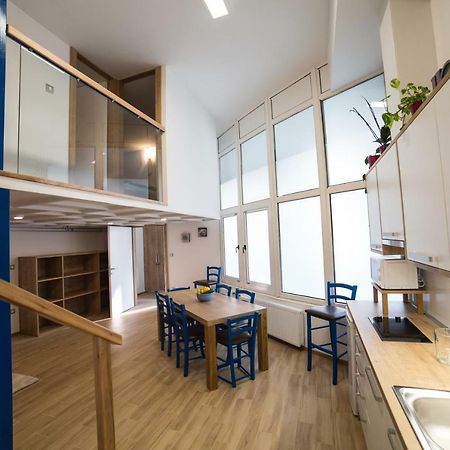 Apartment Emonca ลูบลิยานา ภายนอก รูปภาพ