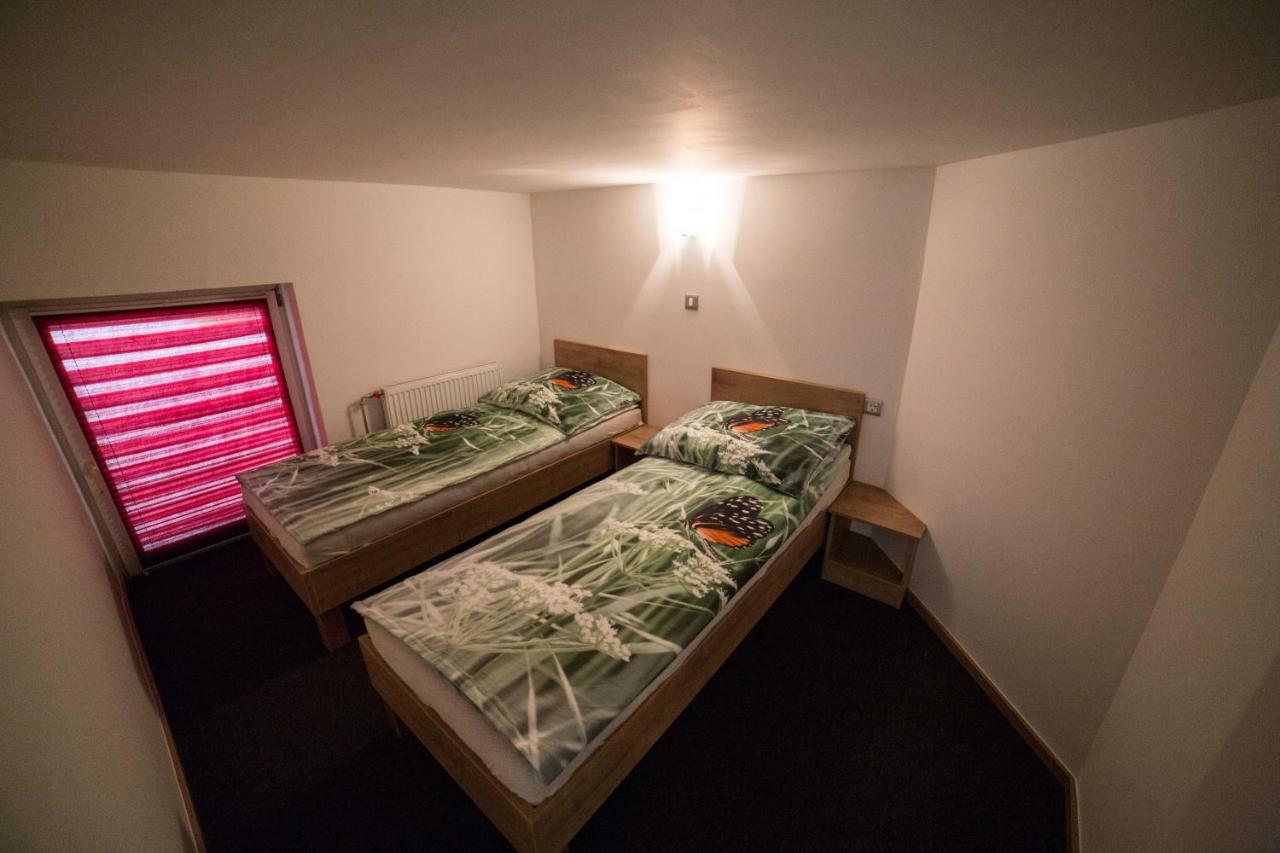 Apartment Emonca ลูบลิยานา ภายนอก รูปภาพ